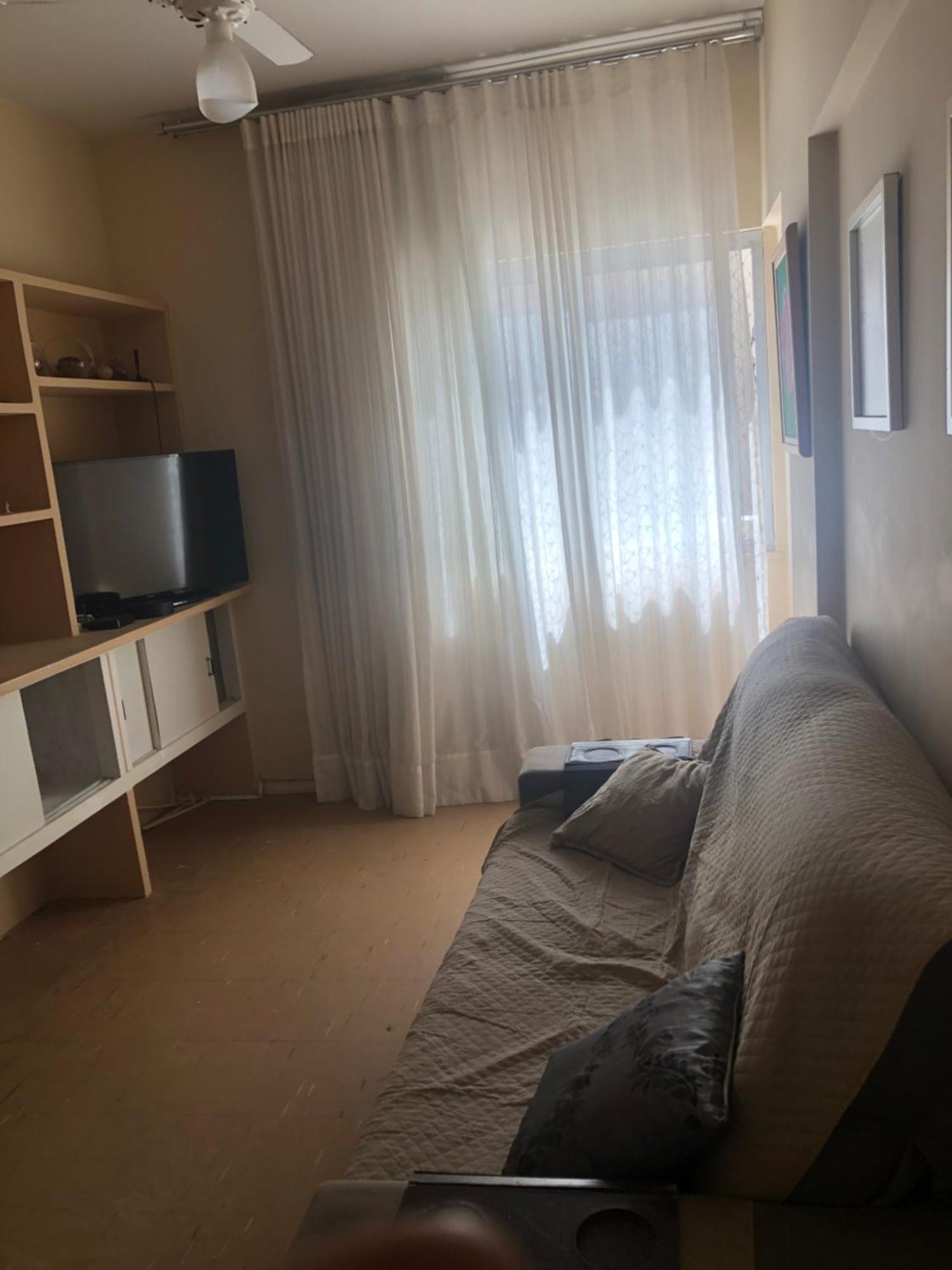 No Edificio Monaco Apartamento *